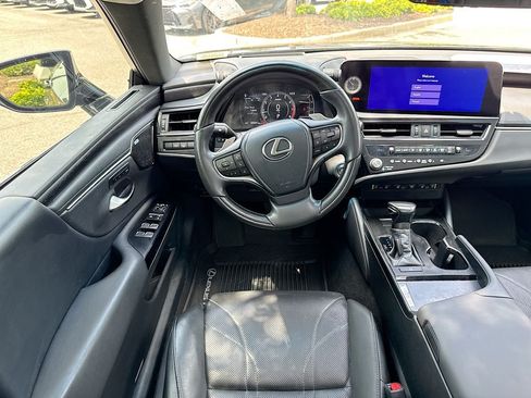 Used 2024 Lexus ES 350 Ultra Luxury FWD image 12