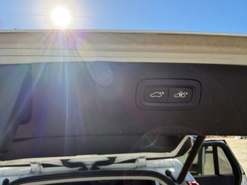 Used 2020 Volvo XC90 T6 Momentum image 27