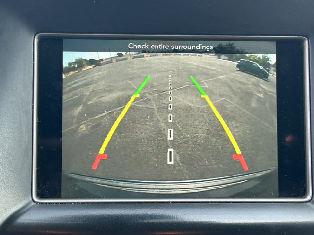 Used 2021 Jeep Grand Cherokee Laredo AWD/4WD image 14