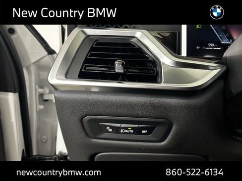 New 2026 BMW X5 xDrive40i w/ Premium Package image 18