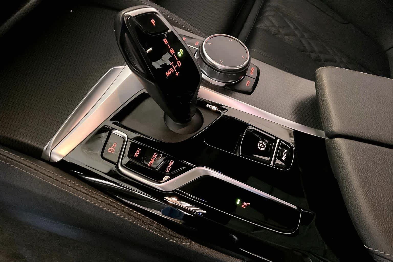 Used 2023 BMW 540i w/ M Sport Package RWD image 15