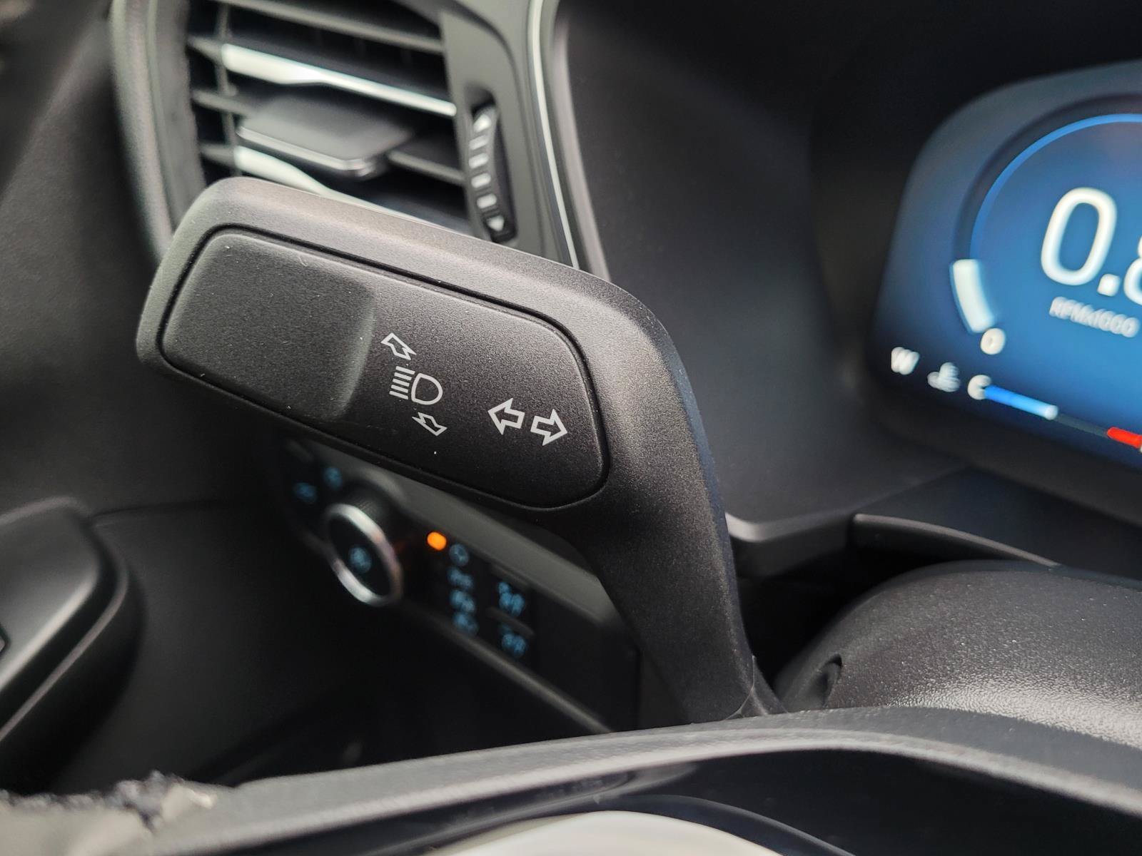 Used 2024 Ford Escape Platinum AWD/4WD image 30