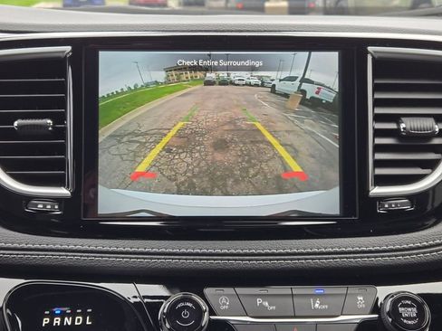 New 2026 Chrysler Pacifica Limited AWD/4WD image 22