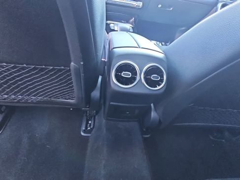 Used 2023 Mercedes-Benz CLA 250 4MATIC image 29