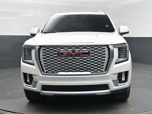 Used 2021 GMC Yukon Denali w/ Denali Premium Package RWD image 6