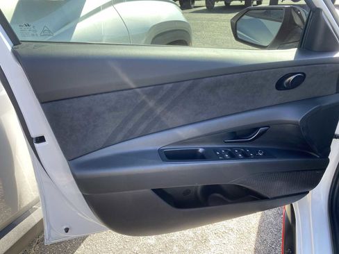 Certified 2025 Hyundai Elantra N image 20