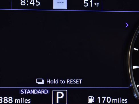 Certified 2025 INFINITI QX55 Essential w/ Accent Package image 21