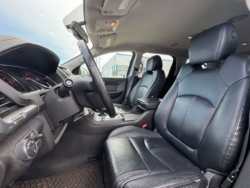 Used 2016 GMC Acadia SLE AWD/4WD image 14