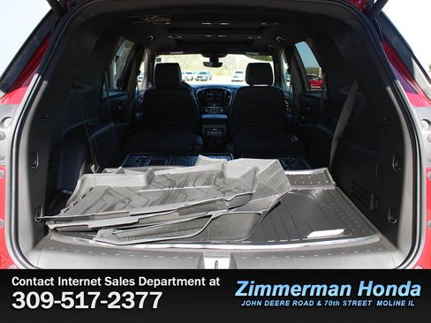 Used 2024 Chevrolet Traverse RS AWD/4WD image 7