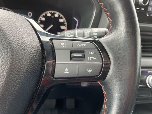 Used 2023 Honda Pilot TrailSport image 28