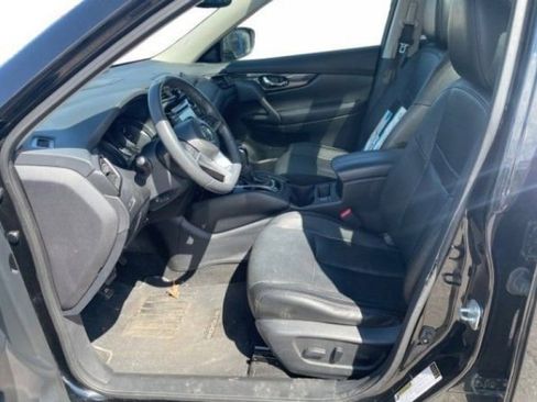 Used 2017 Nissan Rogue SL w/ SL Premium Package image 13