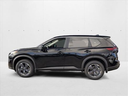 New 2026 Nissan Rogue SV image 5