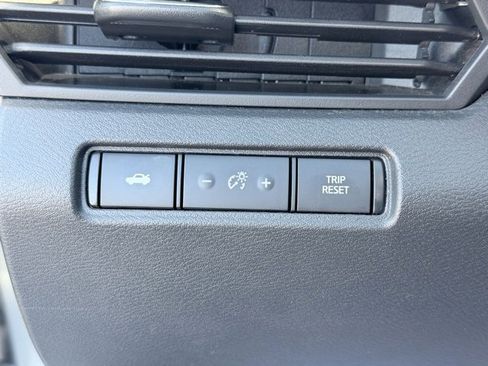 Used 2024 Nissan Altima 2.5 SV image 20