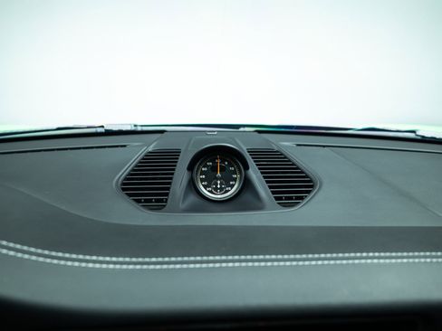 Used 2018 Porsche 911 GT2 RS image 27