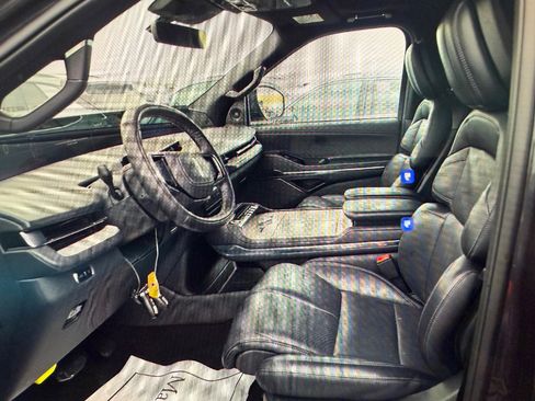 Used 2025 Lincoln Navigator L Reserve w/ Jet Appearance Package AWD/4WD image 7