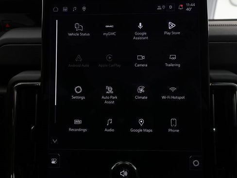 Used 2026 GMC Yukon Denali w/ Sun & Power Step Package image 28