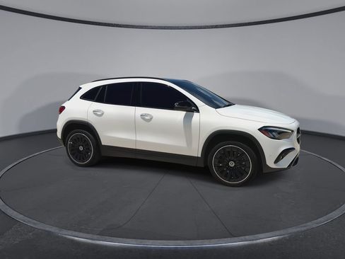 Used 2026 Mercedes-Benz GLA 250 image 2