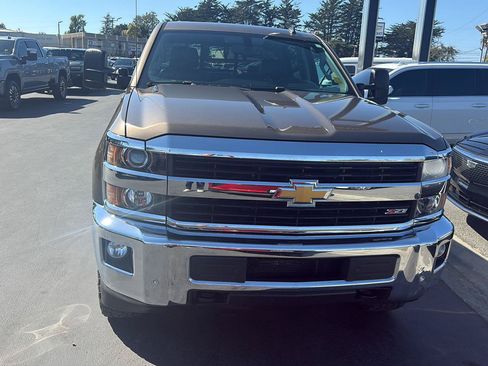 Used 2015 Chevrolet Silverado 2500 LTZ w/ Duramax Plus Package AWD/4WD image 9