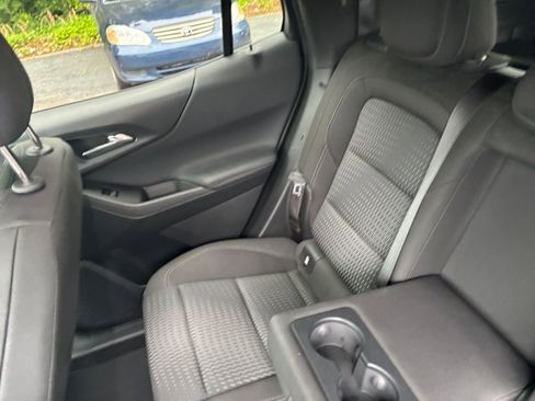 Used 2025 Chevrolet Equinox LT FWD image 34