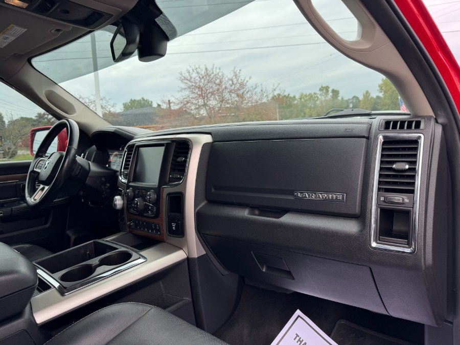 Used 2015 RAM 1500 Laramie w/ Convenience Group AWD/4WD image 19