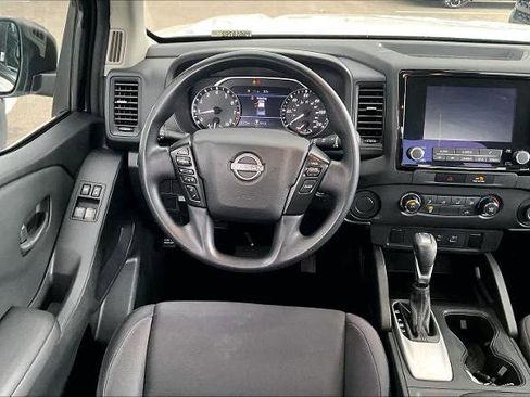 Certified 2023 Nissan Frontier S image 5