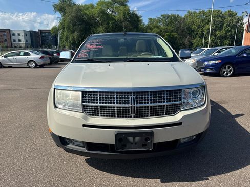 Used 2007 Lincoln MKX AWD image 2