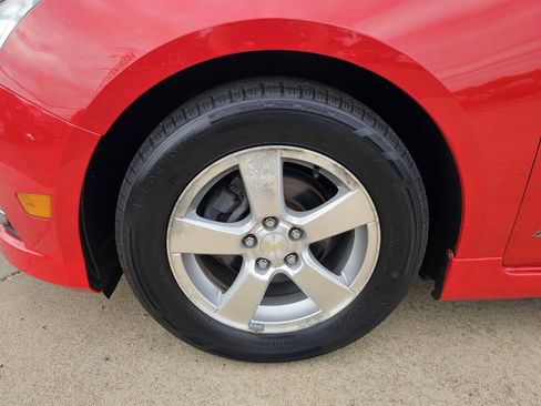 Used 2014 Chevrolet Cruze LT w/ RS Package image 12