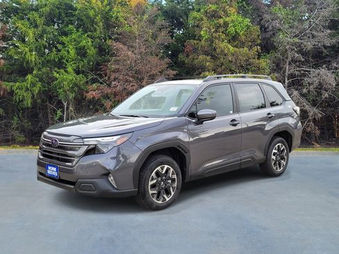 New 2026 Subaru Forester Premium AWD/4WD image 1