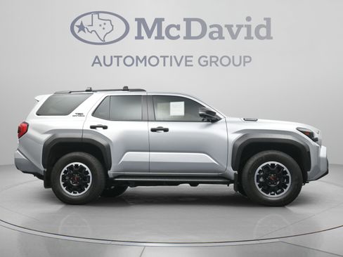 Used 2025 Toyota 4Runner TRD Off-Road Premium w/ Tow Technology Package AWD/4WD image 31