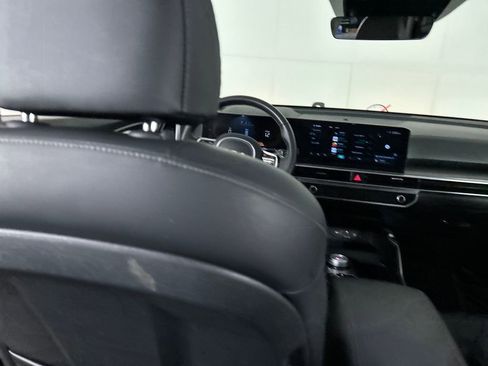 Used 2025 Kia Sorento EX w/ EX Panoramic Sunroof Package AWD/4WD image 17