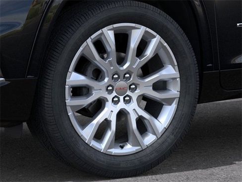 New 2026 GMC Acadia Denali image 9