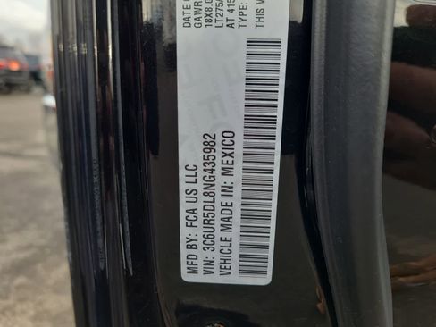 Used 2022 RAM 2500 Big Horn image 29