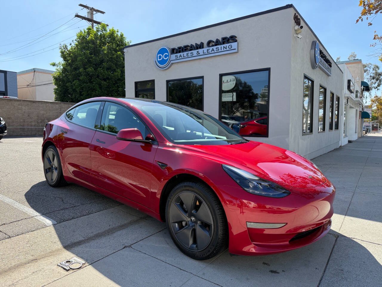 Used 2023 Tesla Model 3 Standard Range RWD image 2