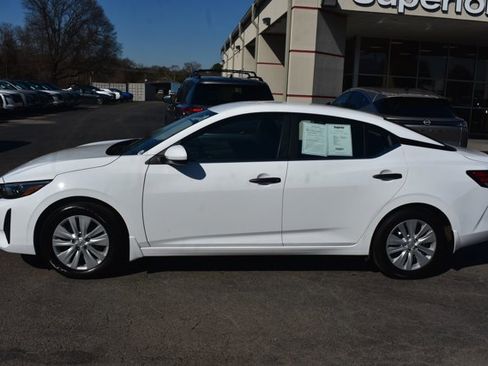 Used 2025 Nissan Sentra S image 9