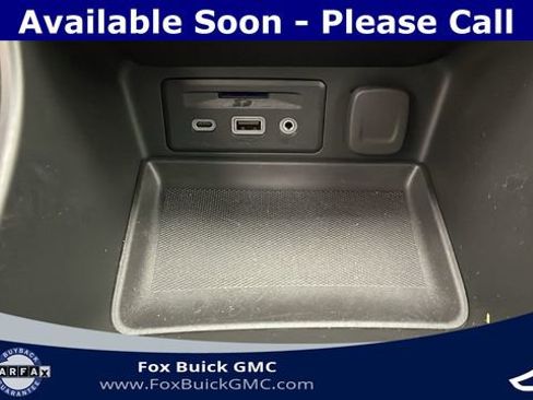 Used 2023 GMC Terrain SLT w/ LPO, Floor Liner Package image 25
