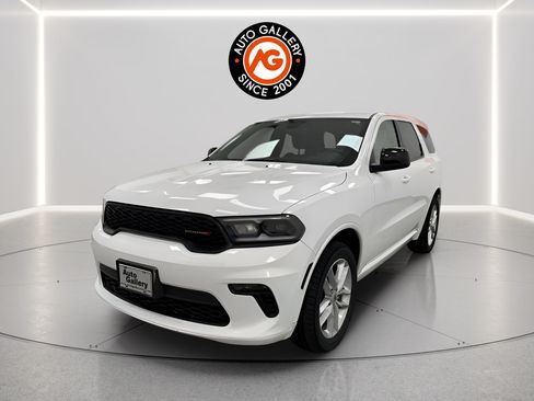 Used 2023 Dodge Durango GT w/ Trailer Tow Group IV AWD/4WD image 6