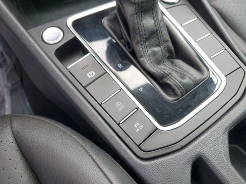 Used 2020 Volkswagen Jetta SEL image 24