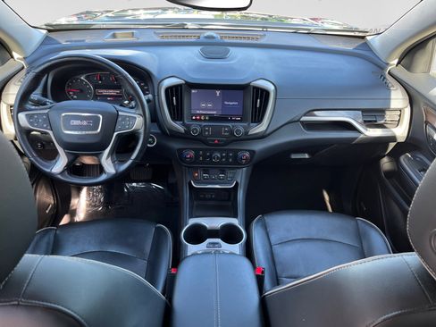 Used 2019 GMC Terrain Denali w/ Advanced Safety Package FWD image 10