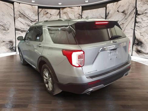 Used 2020 Ford Explorer Limited AWD/4WD image 4