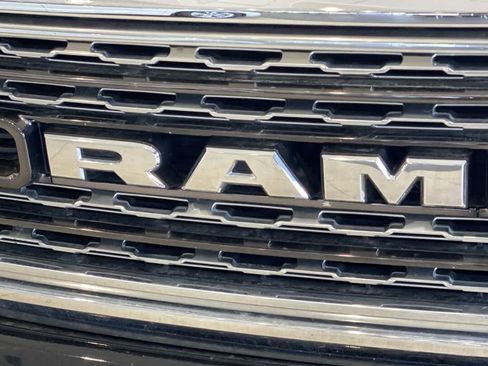 Used 2020 RAM 1500 Limited w/ Body-Colour Bumper Group AWD/4WD image 10