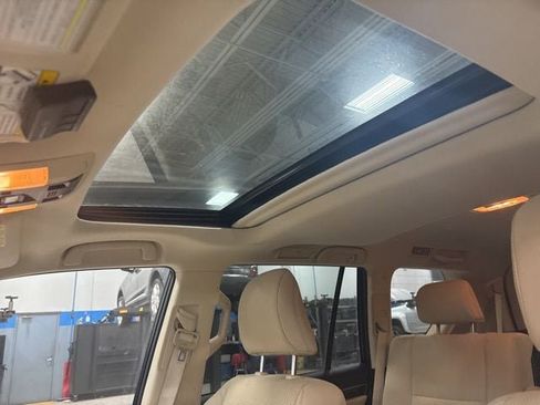 Used 2023 Lexus GX 460 Premium image 11