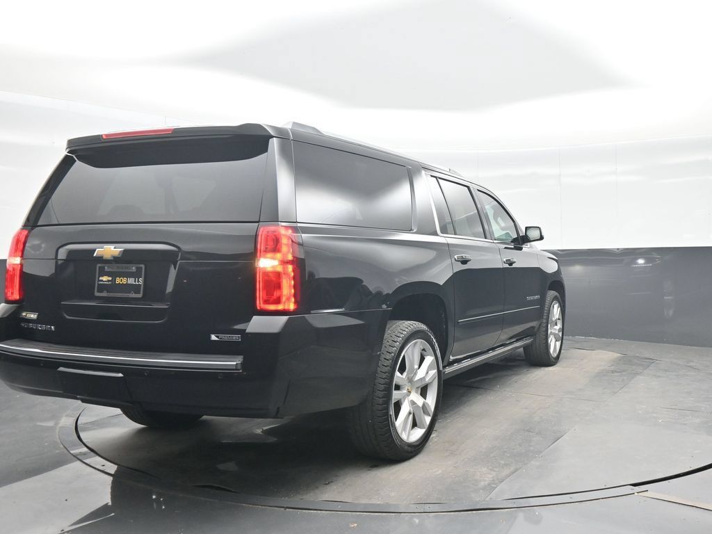 Used 2018 Chevrolet Suburban Premier AWD/4WD image 6