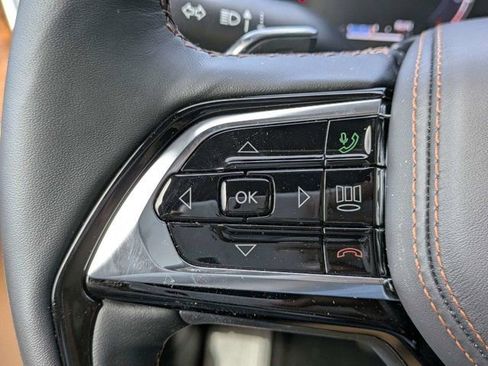 New 2026 Jeep Grand Cherokee L Summit w/ Obsidian Package AWD/4WD image 27