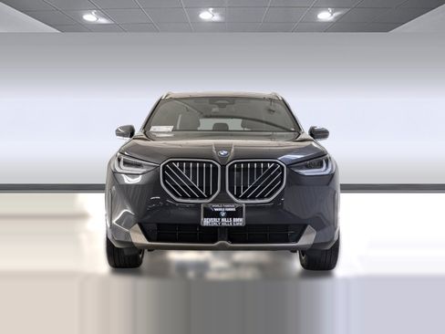 Used 2025 BMW X3 xDrive30i w/ Convenience Package AWD/4WD image 5