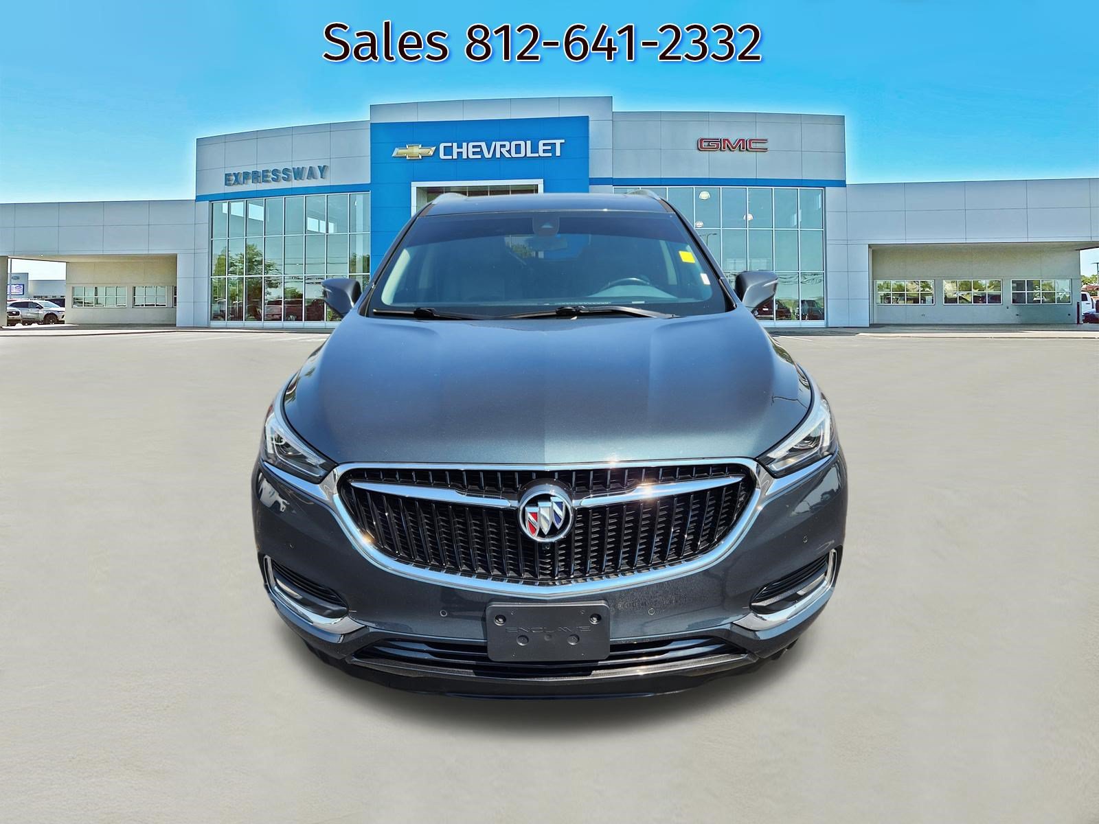 Used 2018 Buick Enclave Premium w/ Experience Buick Package AWD/4WD image 2