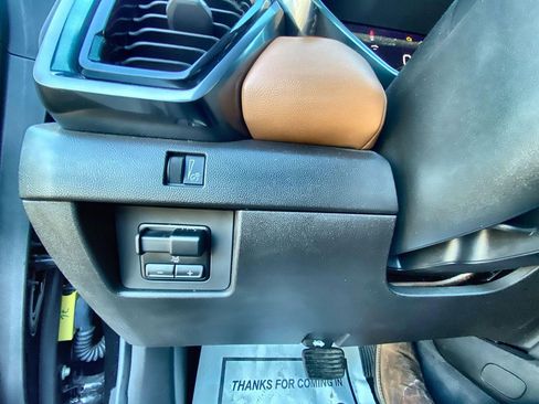 Used 2023 GMC Canyon AT4 w/ AT4 Premium Package image 17