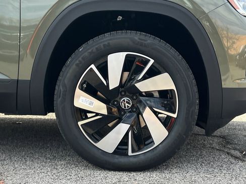 New 2026 Volkswagen Atlas Cross Sport SE AWD/4WD image 7