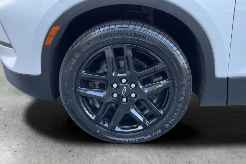 Used 2024 Chevrolet Blazer LT w/ LPO, Floor Liner Package FWD image 23