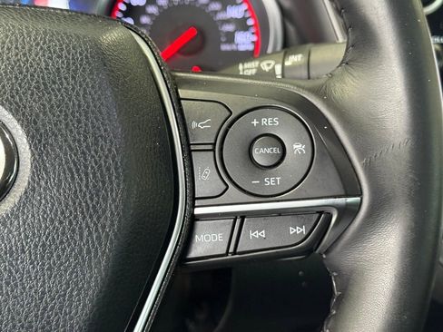 Used 2018 Toyota Camry XSE image 22