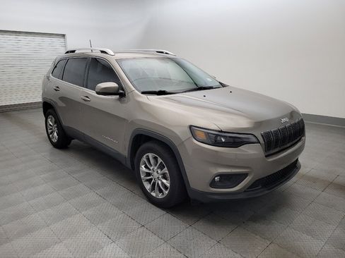 Used 2019 Jeep Cherokee Latitude Plus image 13